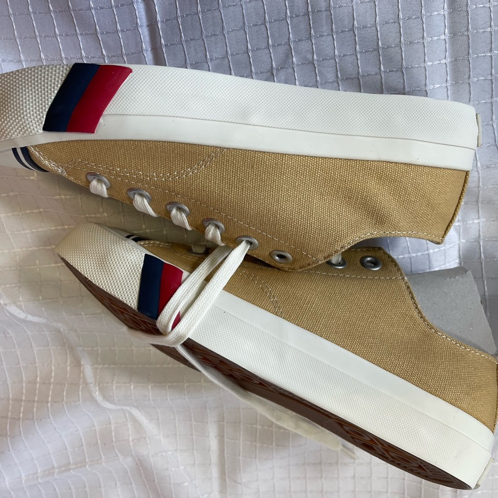 NWT Keds Royal Lo Sneakers - Parchment